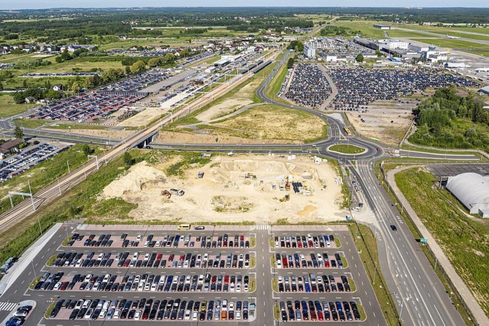 Zdjęcie w galerii na portalu naszraciborz.pl: Lotnisko w Pyrzowicach – rekordy i inwestycje wiadomości z regionu