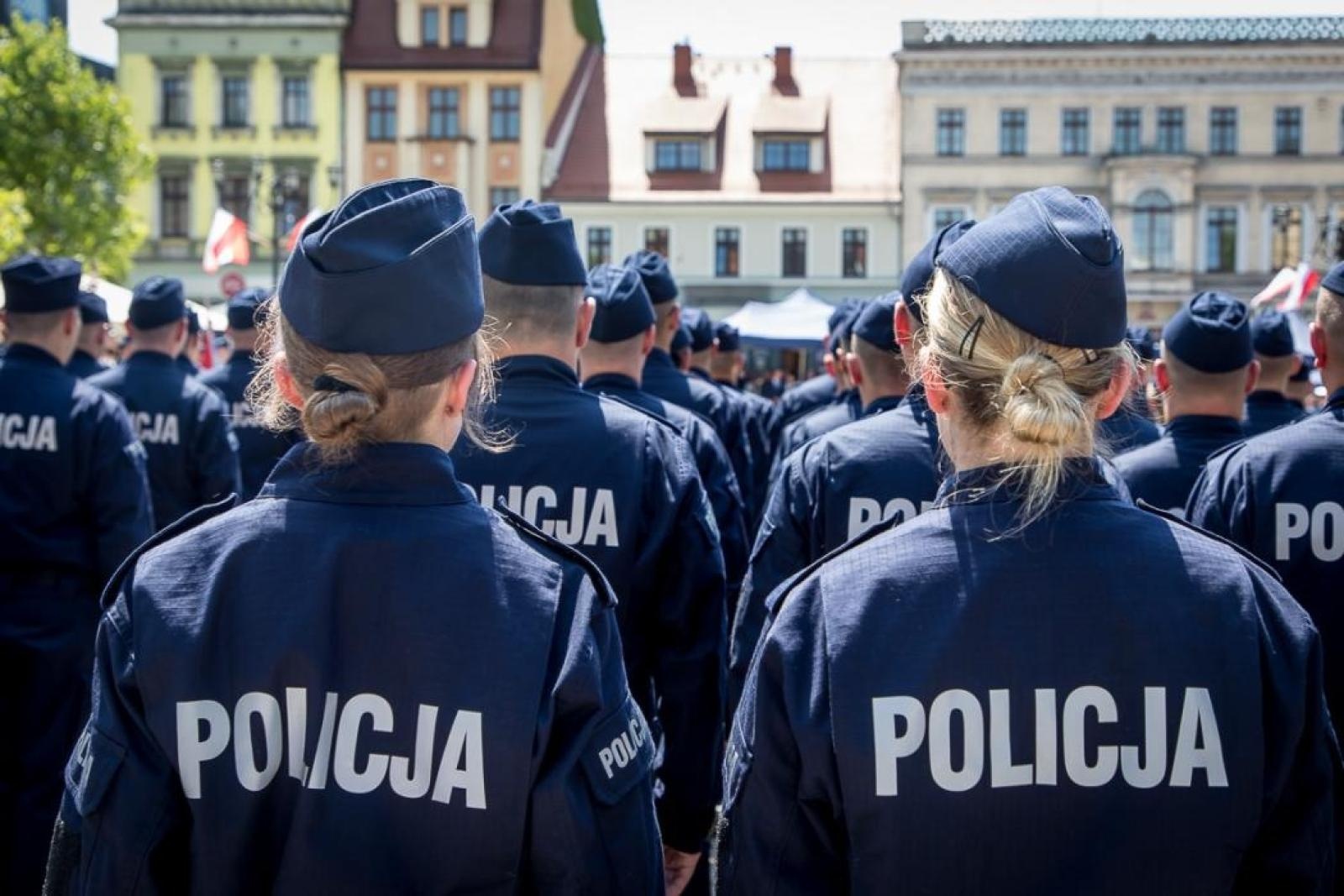 Zdjęcie w galerii na portalu naszraciborz.pl: W Rybniku odbyły się tegoroczne wojewódzkie obchody Święta Policji wiadomości z regionu