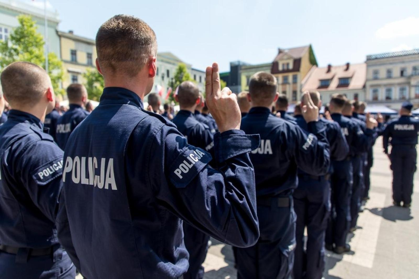 Zdjęcie w galerii na portalu naszraciborz.pl: W Rybniku odbyły się tegoroczne wojewódzkie obchody Święta Policji wiadomości z regionu