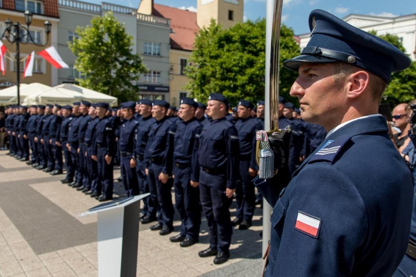 Zdjęcie w galerii na portalu naszraciborz.pl: W Rybniku odbyły się tegoroczne wojewódzkie obchody Święta Policji wiadomości z regionu