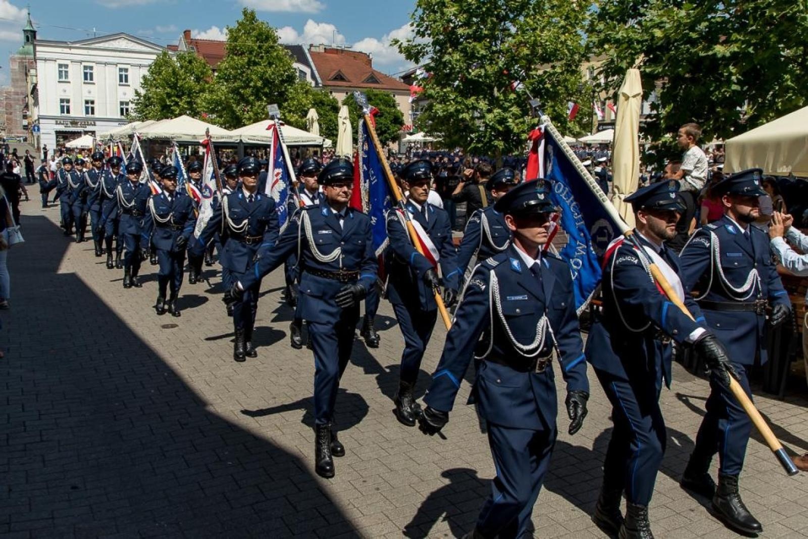 Zdjęcie w galerii na portalu naszraciborz.pl: W Rybniku odbyły się tegoroczne wojewódzkie obchody Święta Policji wiadomości z regionu