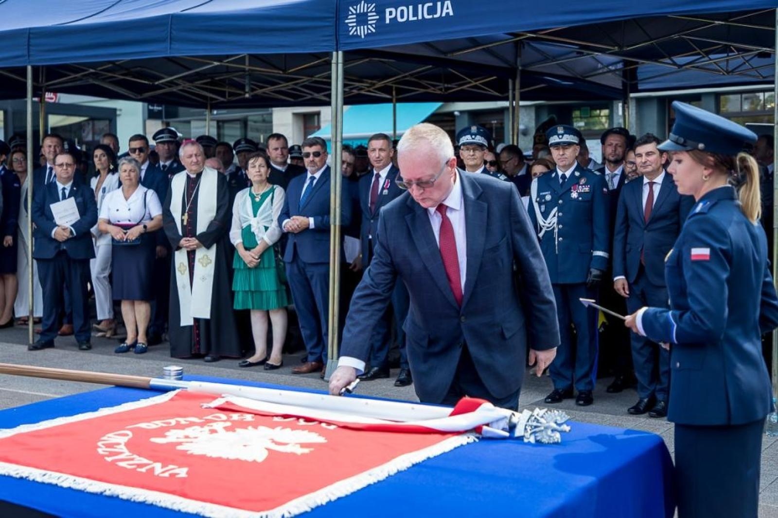 Zdjęcie w galerii na portalu naszraciborz.pl: W Rybniku odbyły się tegoroczne wojewódzkie obchody Święta Policji wiadomości z regionu