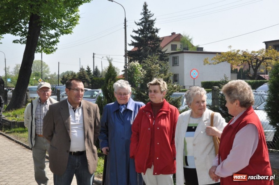 Zdjęcie w galerii na portalu naszraciborz.pl: Módl się i pracuj dla pokoju wiadomości z regionu