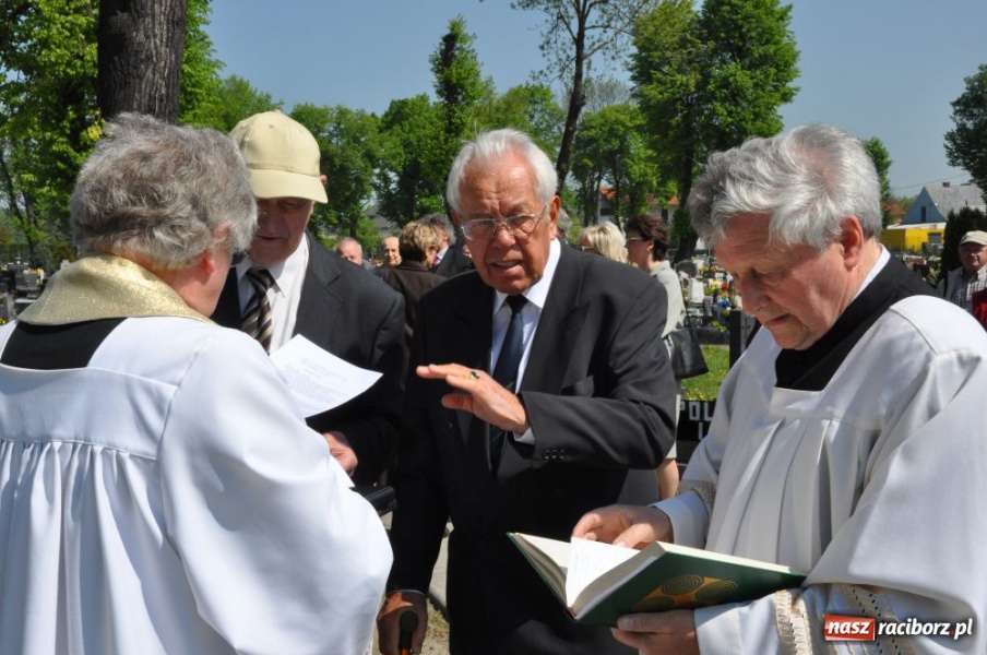 Zdjęcie w galerii na portalu naszraciborz.pl: Módl się i pracuj dla pokoju wiadomości z regionu