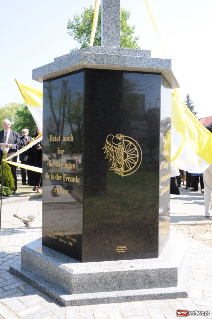 Zdjęcie w galerii na portalu naszraciborz.pl: Módl się i pracuj dla pokoju wiadomości z regionu