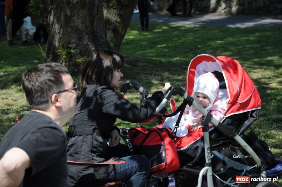 Zdjęcie w galerii na portalu naszraciborz.pl: Cała Polska biega z mapą wiadomości z regionu