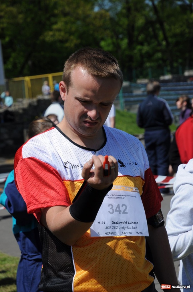 Zdjęcie w galerii na portalu naszraciborz.pl: Cała Polska biega z mapą wiadomości z regionu