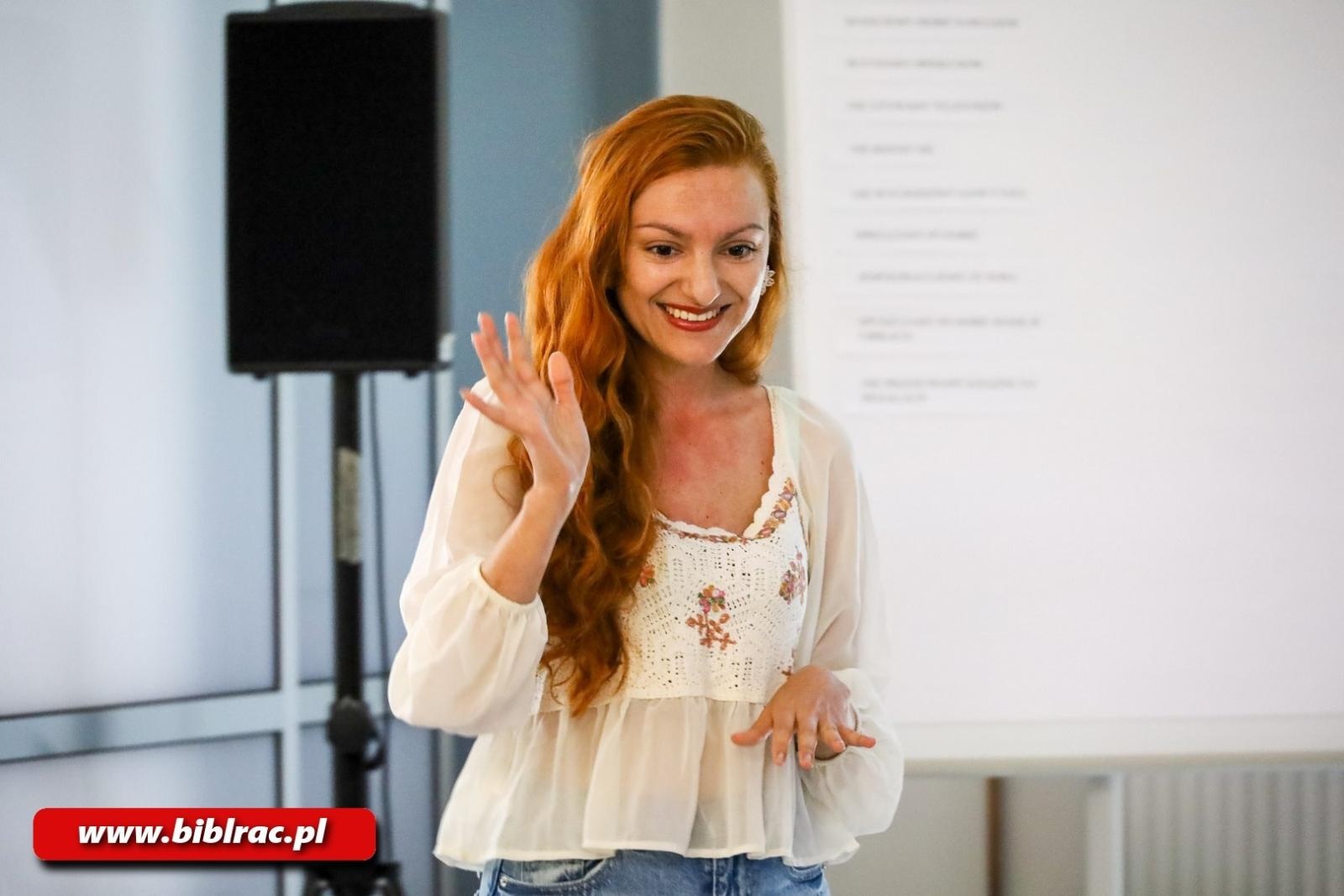 Zdjęcie w galerii na portalu naszraciborz.pl: Z Disneyem i biblioteką dookoła świata - Magiczne Encanto i zamrożone Arendelle wiadomości z regionu