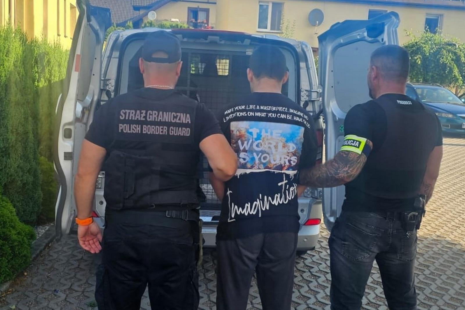 Zdjęcie w galerii na portalu naszraciborz.pl: Wspólne działania Straży Granicznej i Policji ukierunkowane na odnajdywanie cudzoziemców poszukiwanych listami gończymi i nakazami doprowadzenia wiadomości z regionu