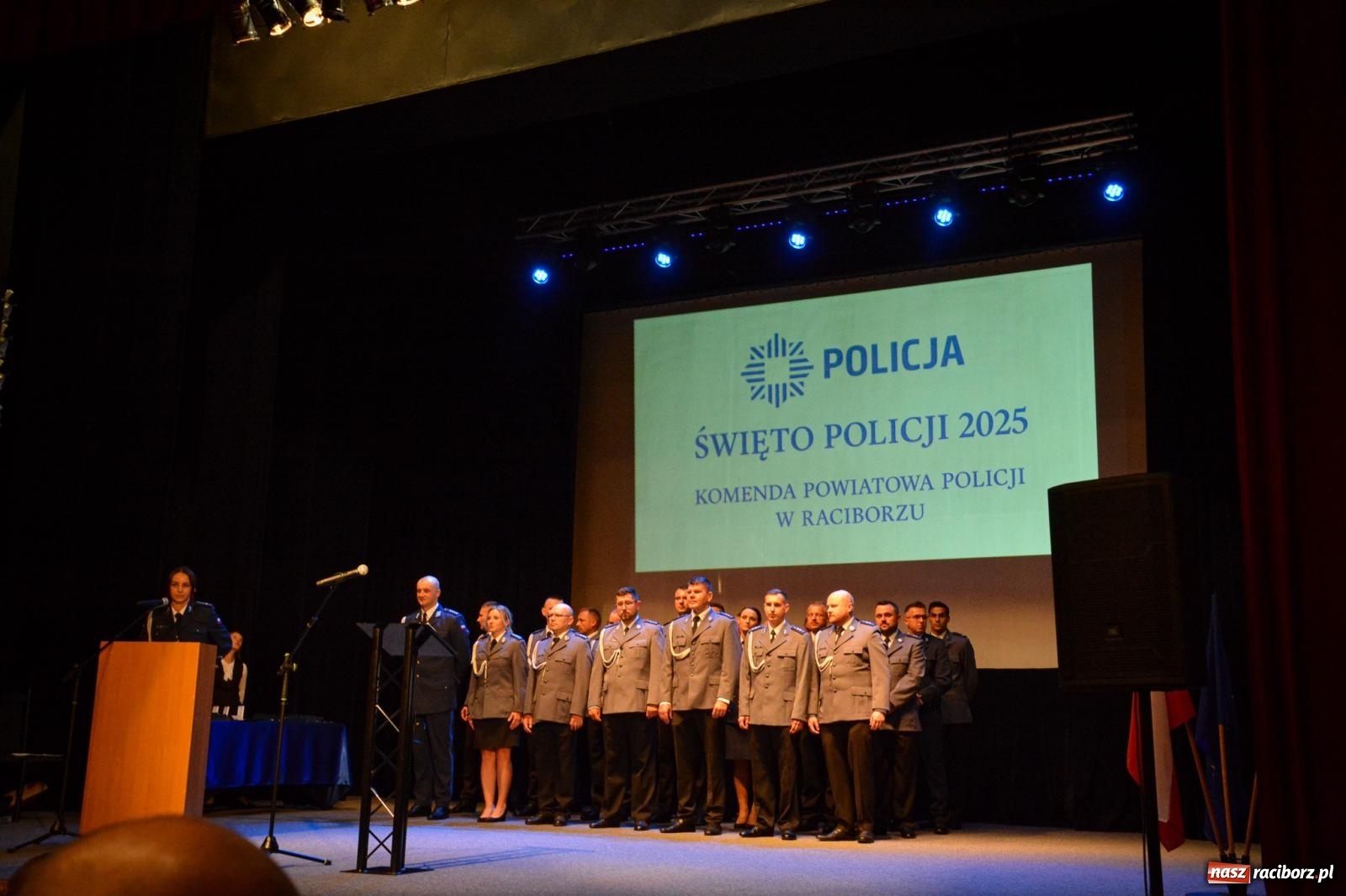 Zdjęcie w galerii na portalu naszraciborz.pl: Raciborskie obchody Święta Policji w 100-lecie służby kobiet – awanse, odznaczenia i podziękowania wiadomości z regionu