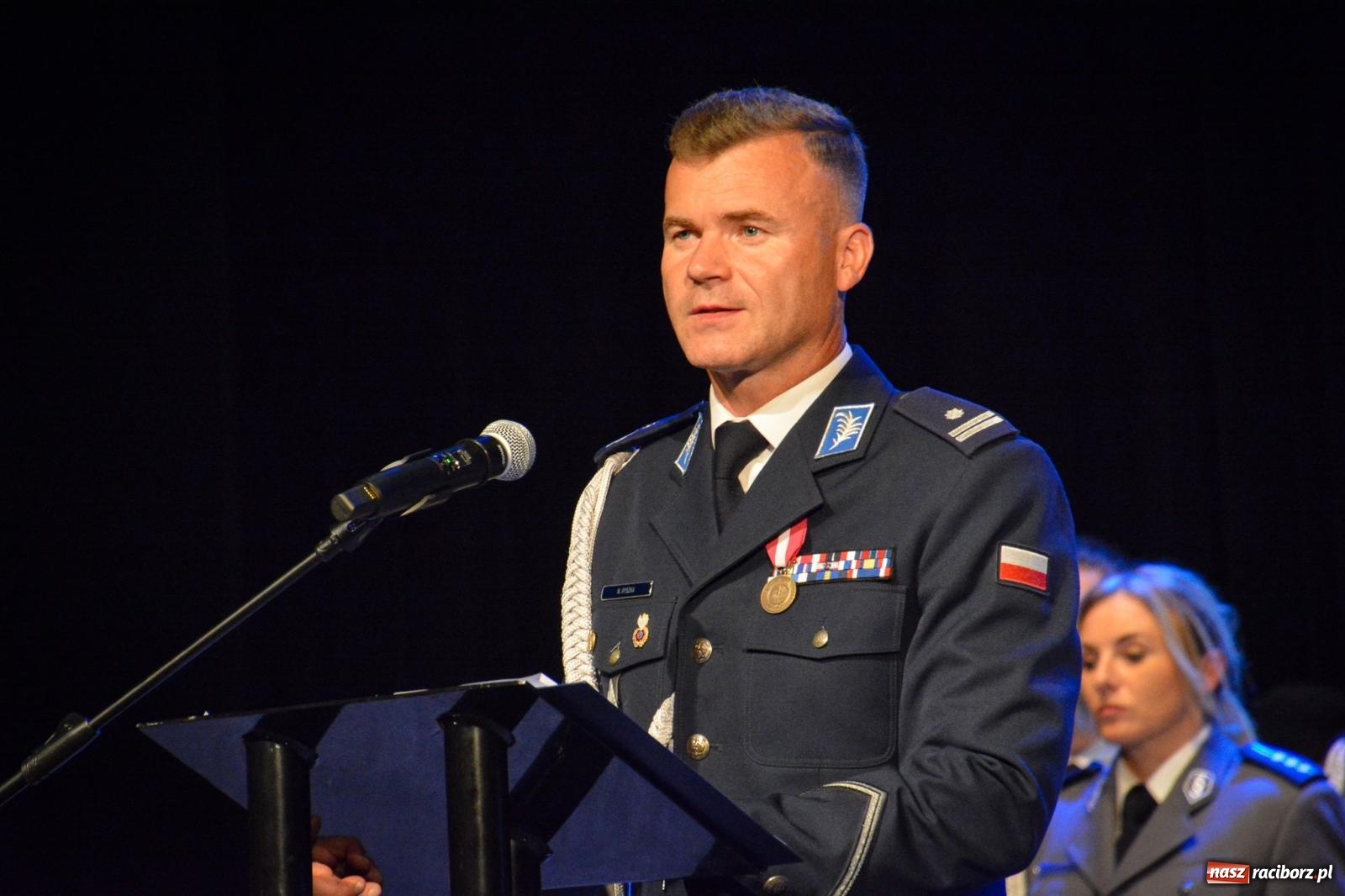 Zdjęcie w galerii na portalu naszraciborz.pl: Raciborskie obchody Święta Policji w 100-lecie służby kobiet – awanse, odznaczenia i podziękowania wiadomości z regionu