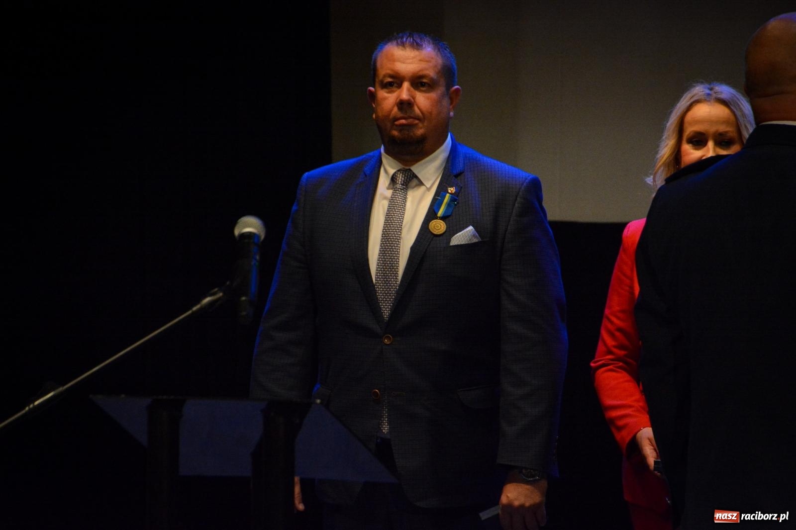 Zdjęcie w galerii na portalu naszraciborz.pl: Raciborskie obchody Święta Policji w 100-lecie służby kobiet – awanse, odznaczenia i podziękowania wiadomości z regionu