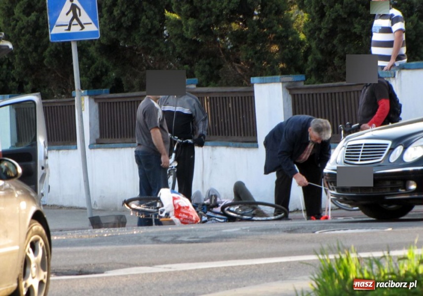 Zdjęcie w galerii na portalu naszraciborz.pl: Kierowca nie zauważył rowerzystki wiadomości z regionu