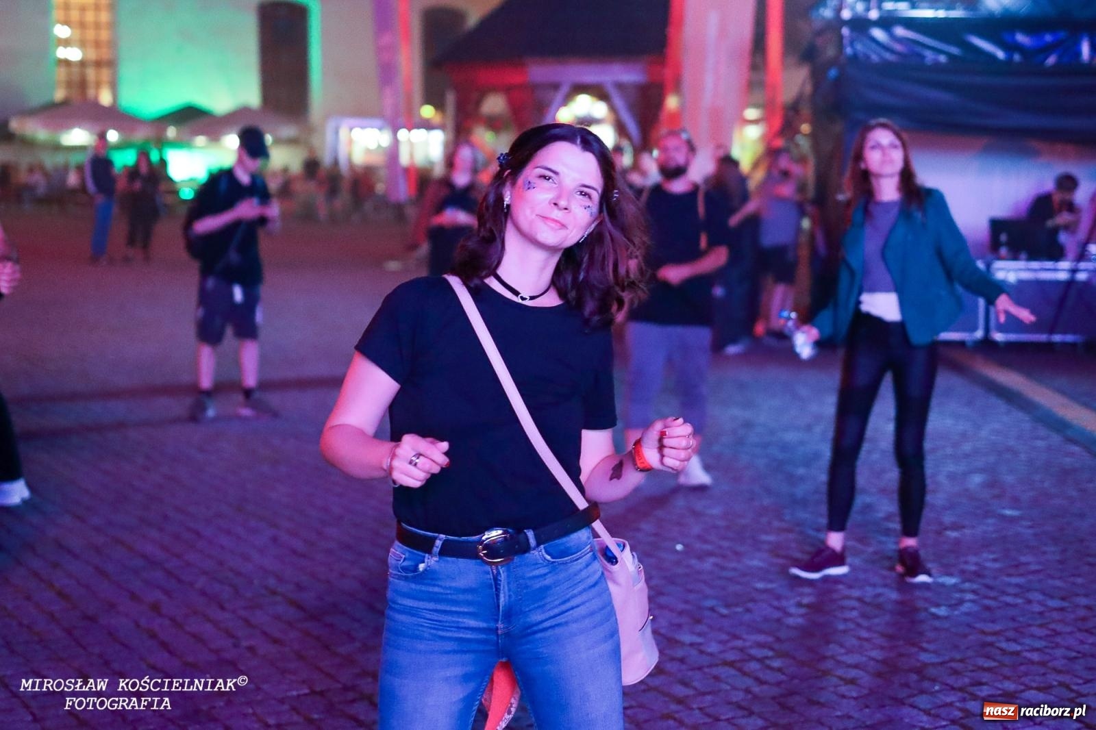 Zdjęcie w galerii na portalu naszraciborz.pl: Full Moon Festival rozświetlił Zamek Piastowski – relacja dzień drugi [FOTO i WIDEO] wiadomości z regionu