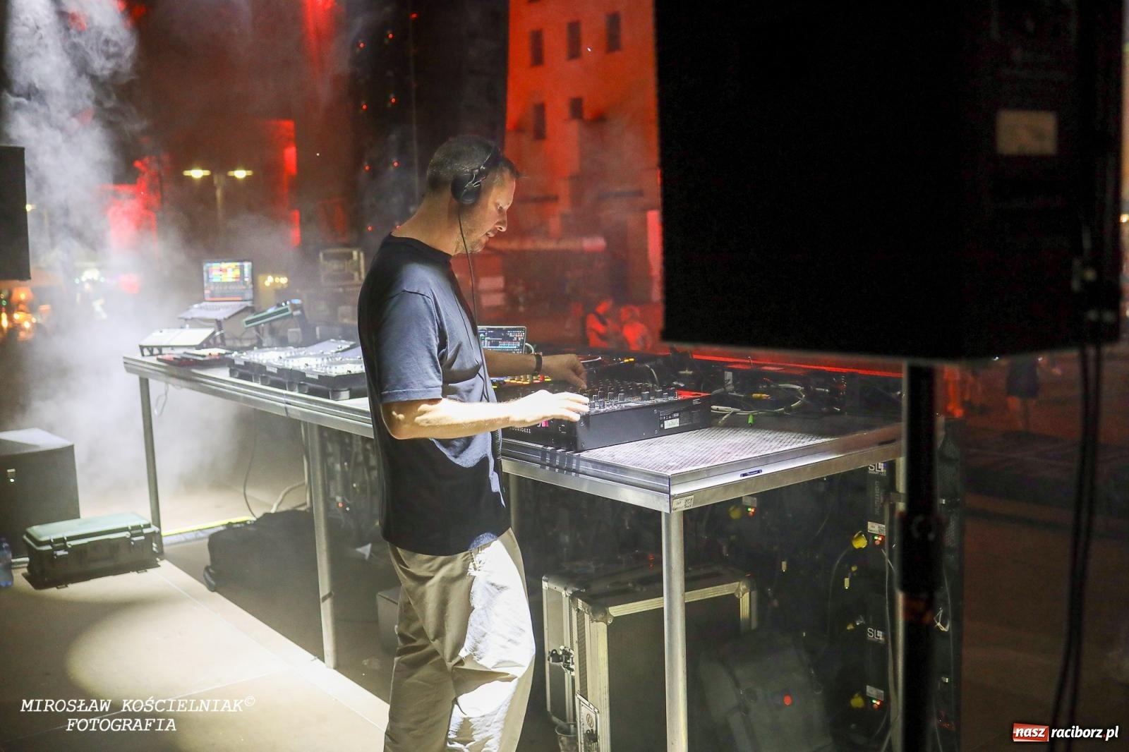 Zdjęcie w galerii na portalu naszraciborz.pl: Full Moon Festival rozświetlił Zamek Piastowski – relacja dzień drugi [FOTO i WIDEO] wiadomości z regionu