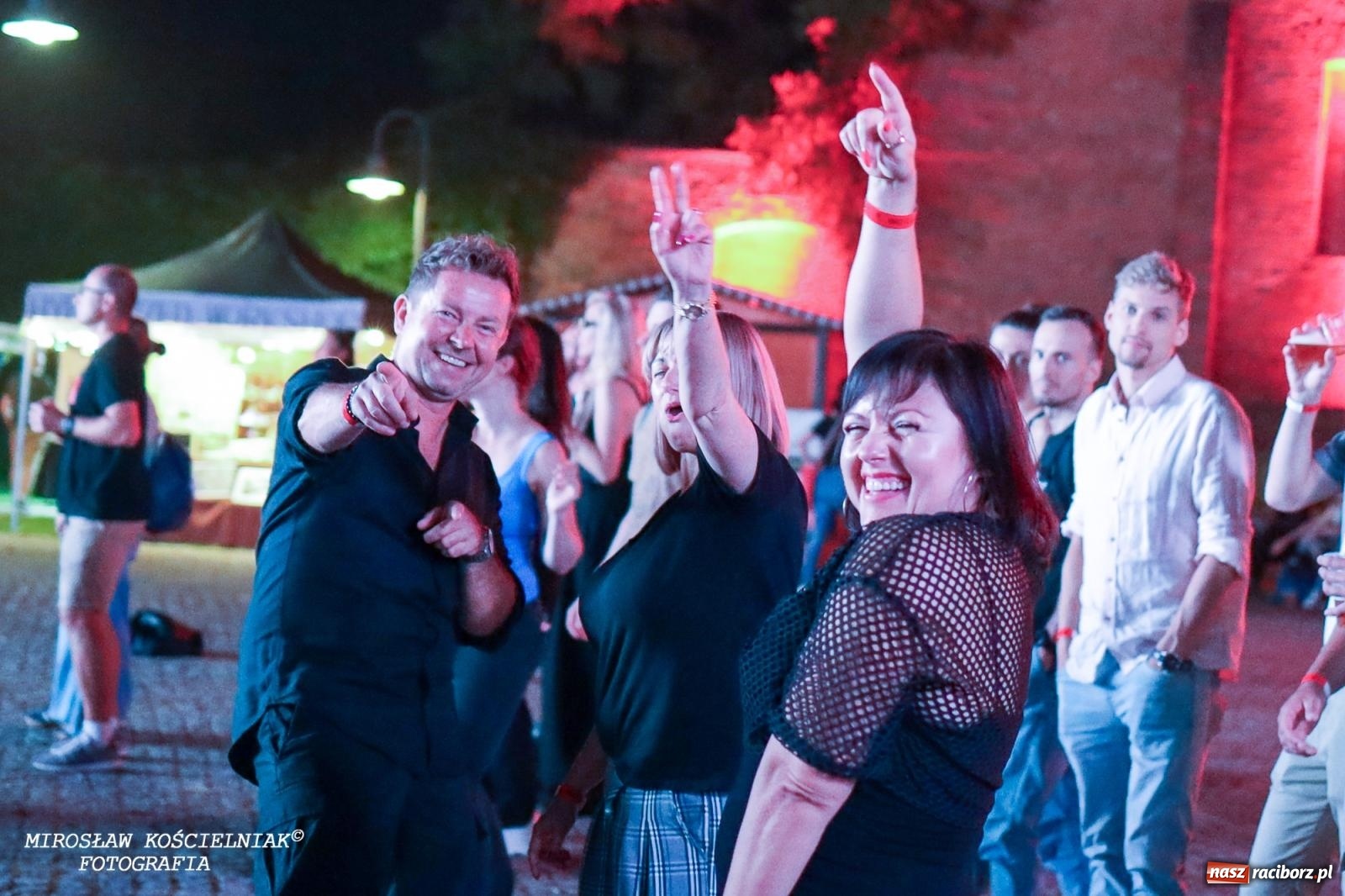 Zdjęcie w galerii na portalu naszraciborz.pl: Full Moon Festival rozświetlił Zamek Piastowski – relacja dzień drugi [FOTO i WIDEO] wiadomości z regionu