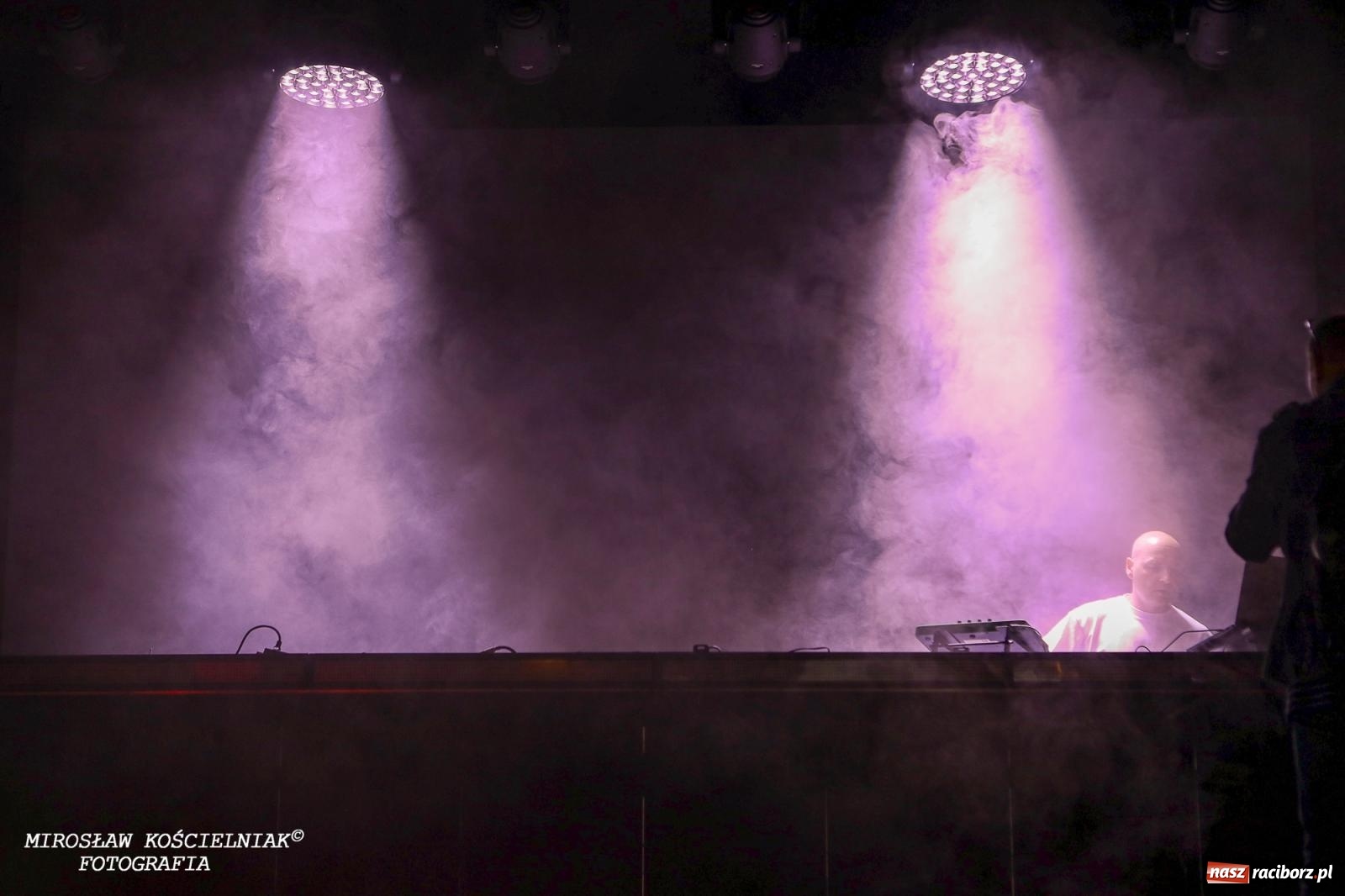 Zdjęcie w galerii na portalu naszraciborz.pl: Full Moon Festival rozświetlił Zamek Piastowski – relacja dzień drugi [FOTO i WIDEO] wiadomości z regionu