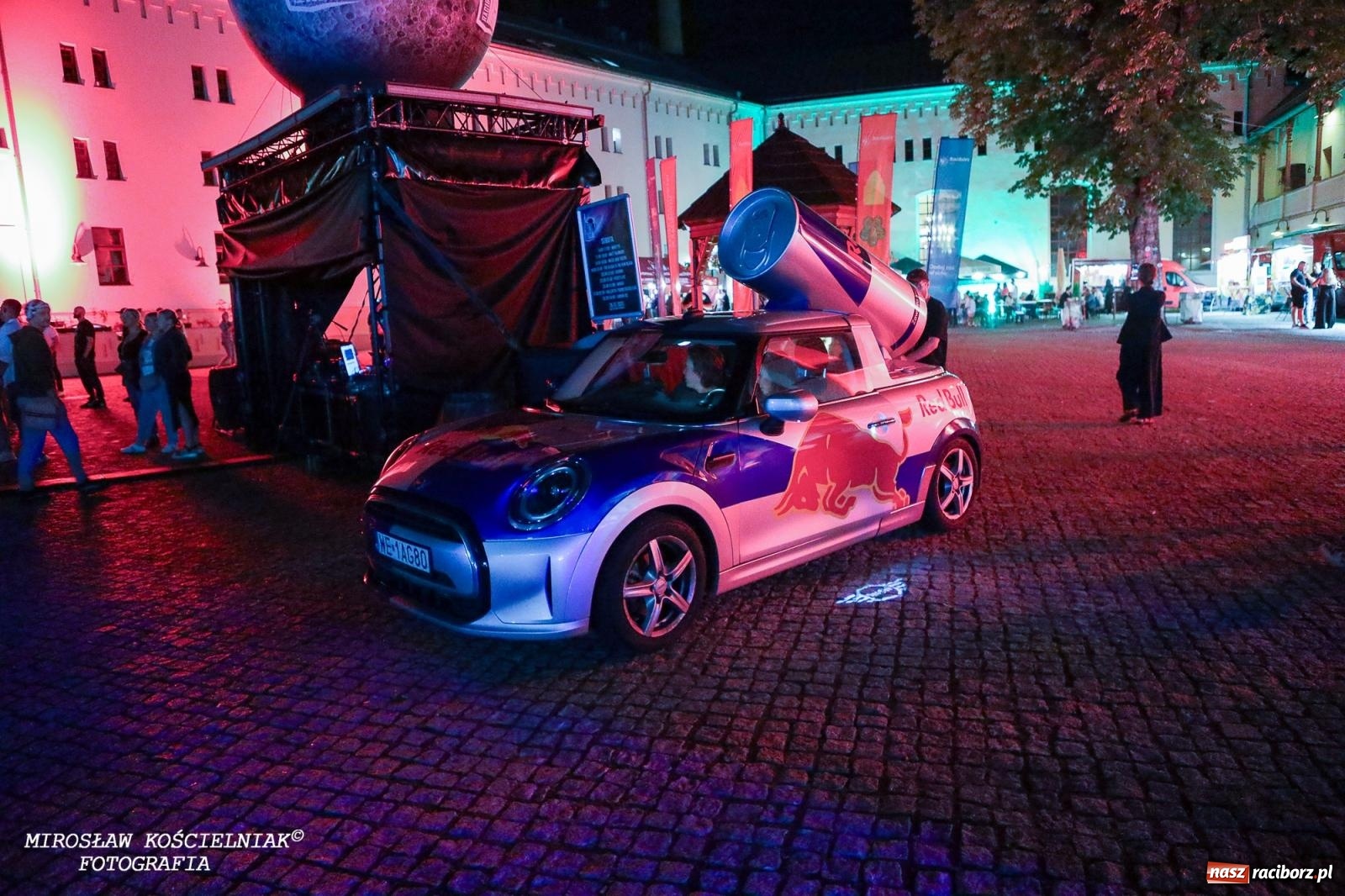 Zdjęcie w galerii na portalu naszraciborz.pl: Full Moon Festival rozświetlił Zamek Piastowski – relacja dzień drugi [FOTO i WIDEO] wiadomości z regionu