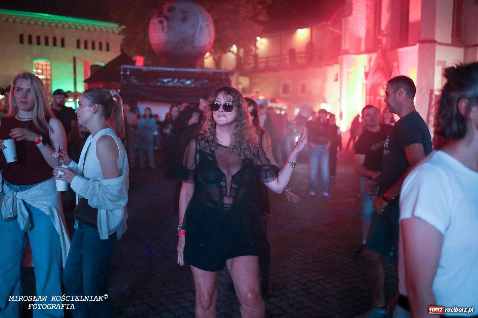 Zdjęcie w galerii na portalu naszraciborz.pl: Full Moon Festival rozświetlił Zamek Piastowski – relacja dzień drugi [FOTO i WIDEO] wiadomości z regionu