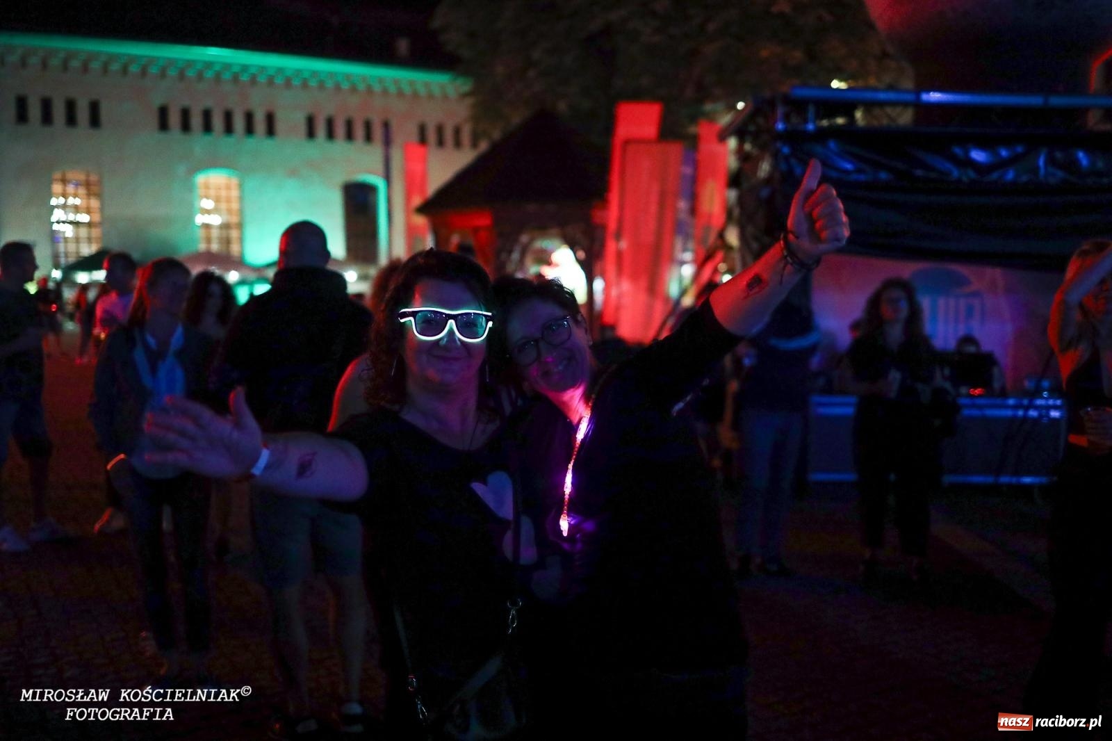 Zdjęcie w galerii na portalu naszraciborz.pl: Full Moon Festival rozświetlił Zamek Piastowski – relacja dzień drugi [FOTO i WIDEO] wiadomości z regionu