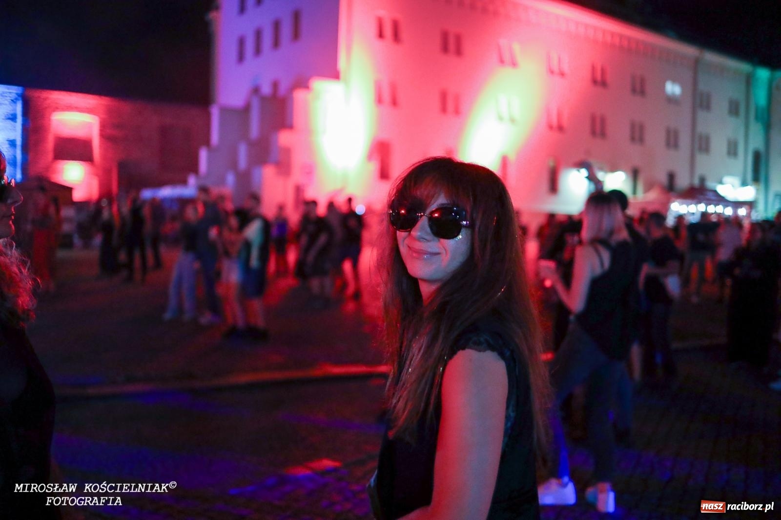 Zdjęcie w galerii na portalu naszraciborz.pl: Full Moon Festival rozświetlił Zamek Piastowski – relacja dzień drugi [FOTO i WIDEO] wiadomości z regionu