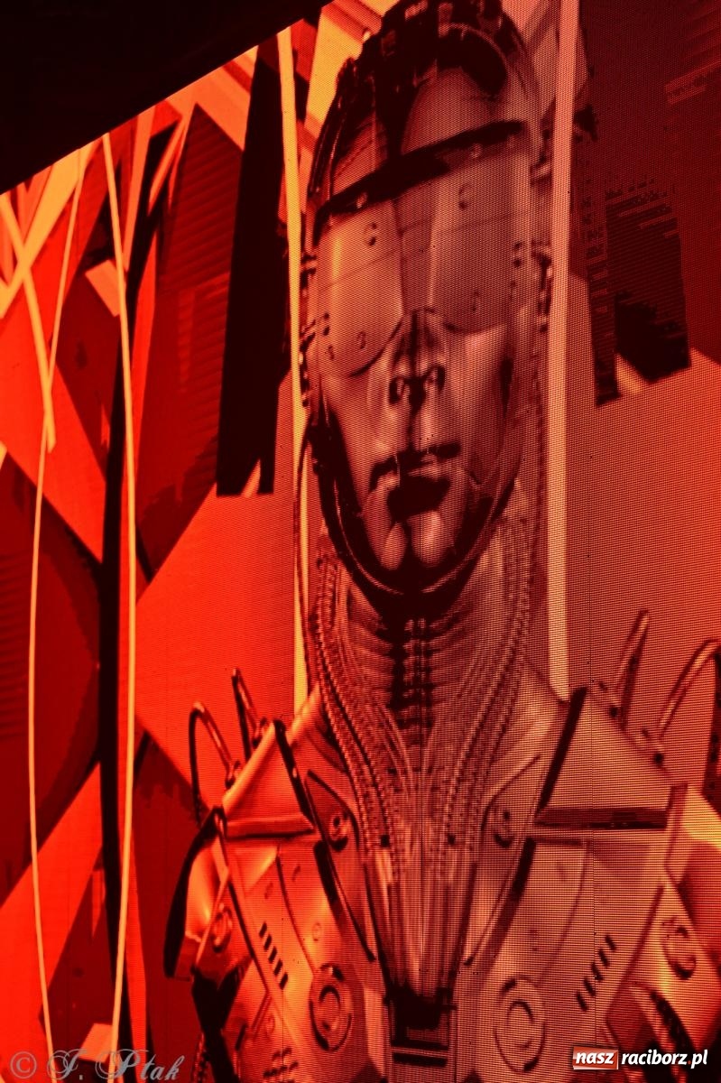 Zdjęcie w galerii na portalu naszraciborz.pl: Full Moon Festival rozświetlił Zamek Piastowski – relacja dzień drugi [FOTO i WIDEO] wiadomości z regionu