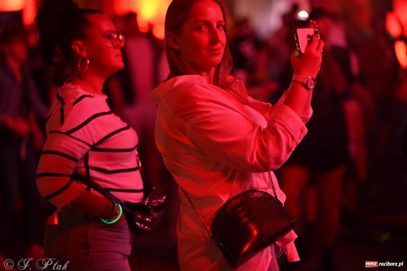 Zdjęcie w galerii na portalu naszraciborz.pl: Full Moon Festival rozświetlił Zamek Piastowski – relacja dzień drugi [FOTO i WIDEO] wiadomości z regionu