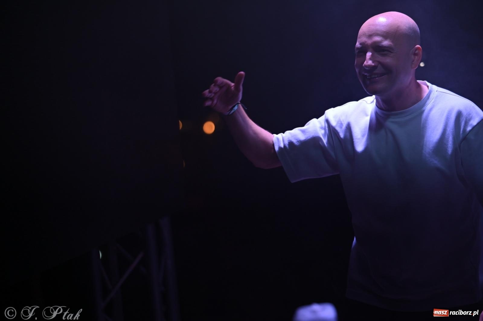 Zdjęcie w galerii na portalu naszraciborz.pl: Full Moon Festival rozświetlił Zamek Piastowski – relacja dzień drugi [FOTO i WIDEO] wiadomości z regionu