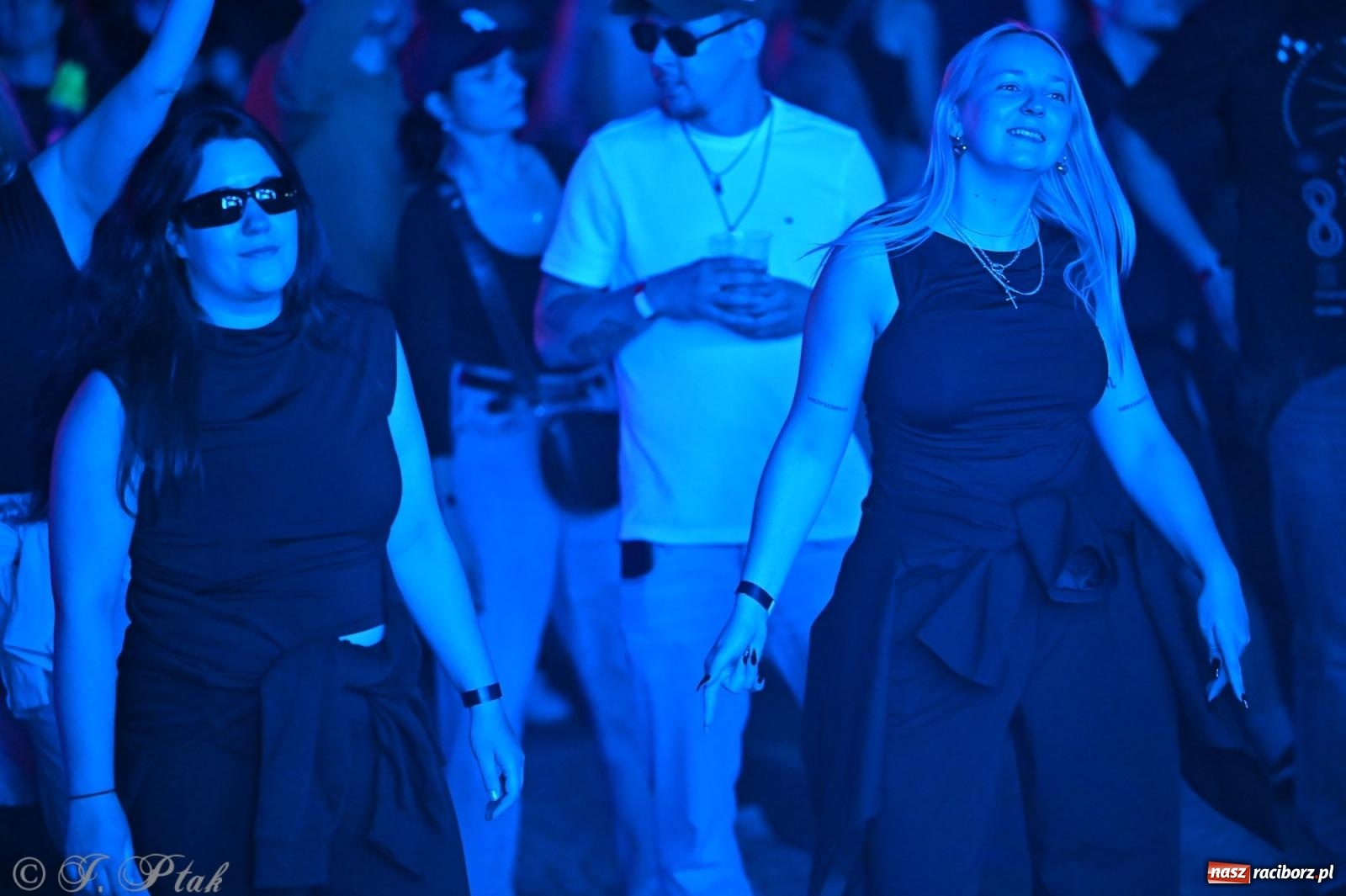 Zdjęcie w galerii na portalu naszraciborz.pl: Full Moon Festival rozświetlił Zamek Piastowski – relacja dzień drugi [FOTO i WIDEO] wiadomości z regionu