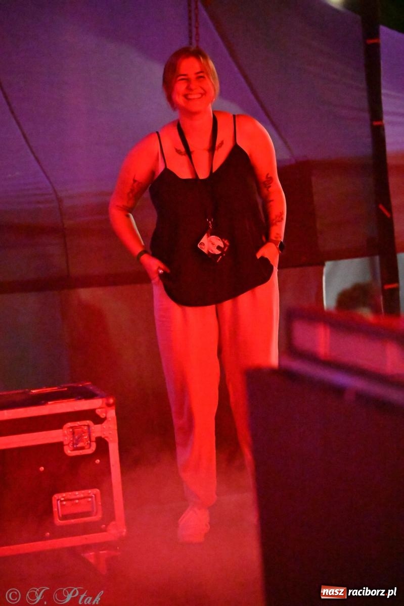 Zdjęcie w galerii na portalu naszraciborz.pl: Full Moon Festival rozświetlił Zamek Piastowski – relacja dzień drugi [FOTO i WIDEO] wiadomości z regionu