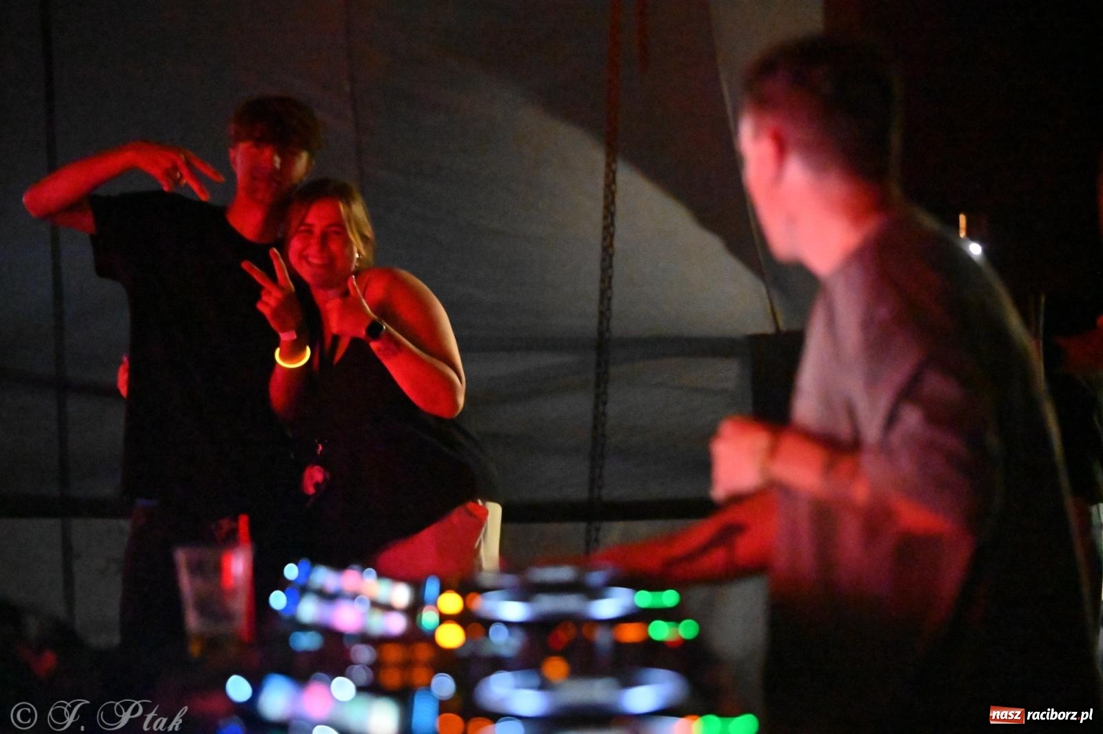 Zdjęcie w galerii na portalu naszraciborz.pl: Full Moon Festival rozświetlił Zamek Piastowski – relacja dzień drugi [FOTO i WIDEO] wiadomości z regionu