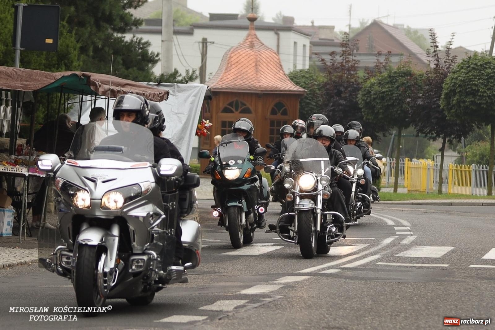 Zdjęcie w galerii na portalu naszraciborz.pl: Motozlot ku czci św. Krzysztofa w Pogrzebieniu – tradycja, pasja i błogosławieństwo na drogę [FOTO i WIDEO] wiadomości z regionu