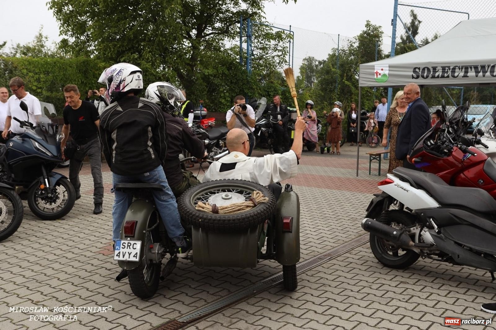 Zdjęcie w galerii na portalu naszraciborz.pl: Motozlot ku czci św. Krzysztofa w Pogrzebieniu – tradycja, pasja i błogosławieństwo na drogę [FOTO i WIDEO] wiadomości z regionu