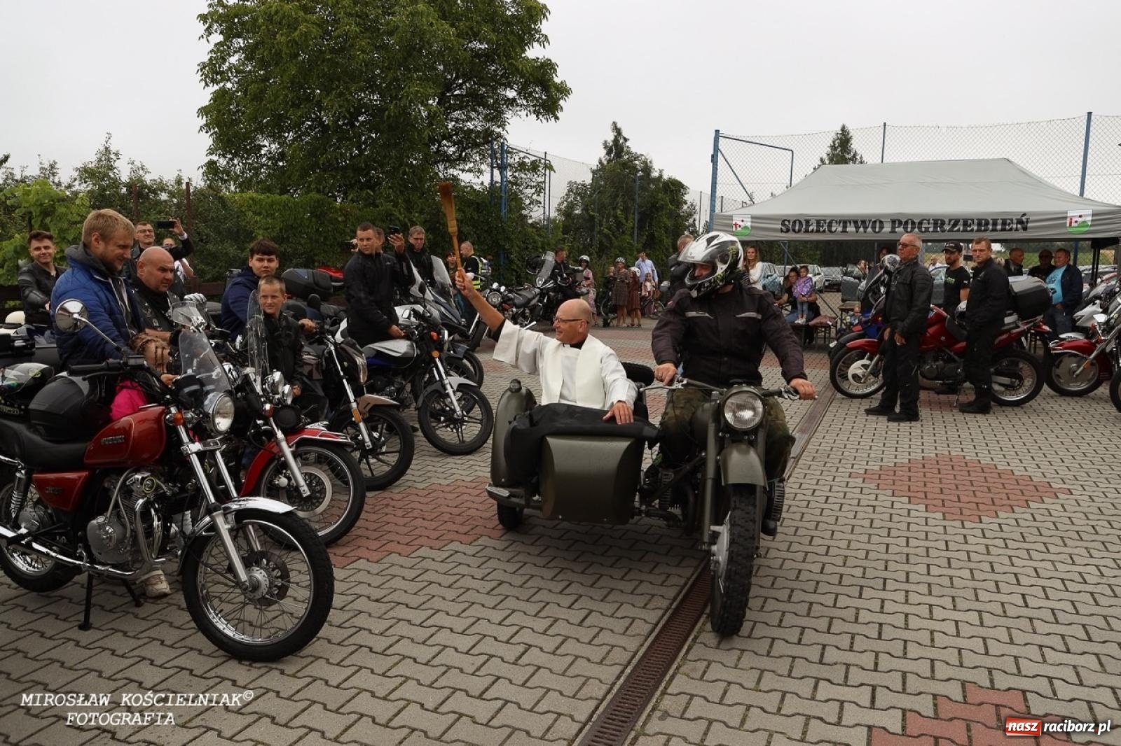 Zdjęcie w galerii na portalu naszraciborz.pl: Motozlot ku czci św. Krzysztofa w Pogrzebieniu – tradycja, pasja i błogosławieństwo na drogę [FOTO i WIDEO] wiadomości z regionu