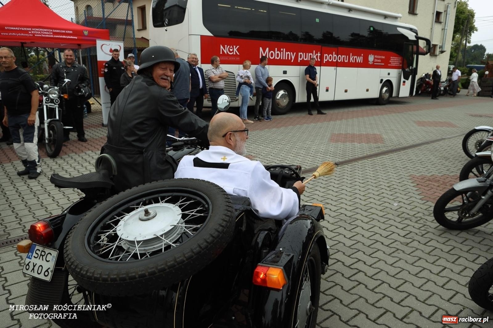 Zdjęcie w galerii na portalu naszraciborz.pl: Motozlot ku czci św. Krzysztofa w Pogrzebieniu – tradycja, pasja i błogosławieństwo na drogę [FOTO i WIDEO] wiadomości z regionu