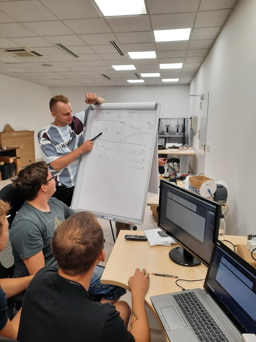 Zdjęcie w galerii na portalu naszraciborz.pl: Nowa praca na horyzoncie? Zrób pierwszy krok z Pivexin Technology! wiadomości z regionu