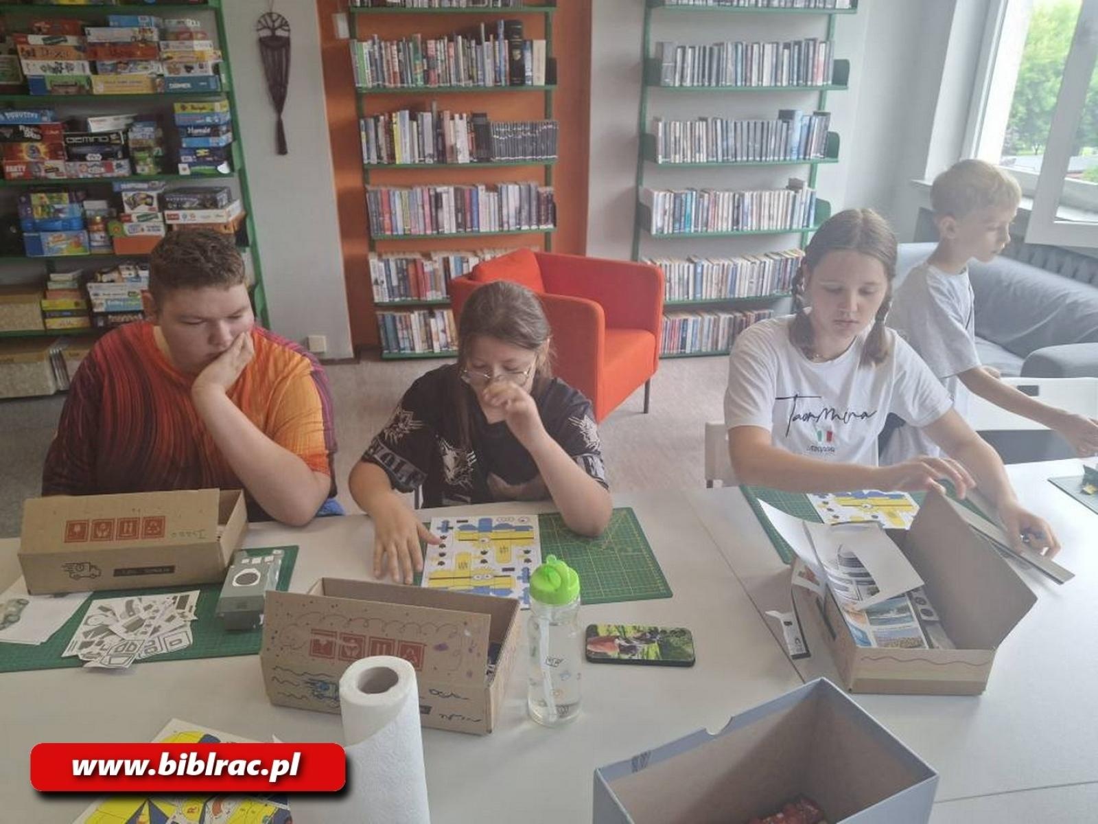 Zdjęcie w galerii na portalu naszraciborz.pl: Z Disneyem dookoła świata – wakacyjne przygody w bibliotecznych filiach wiadomości z regionu