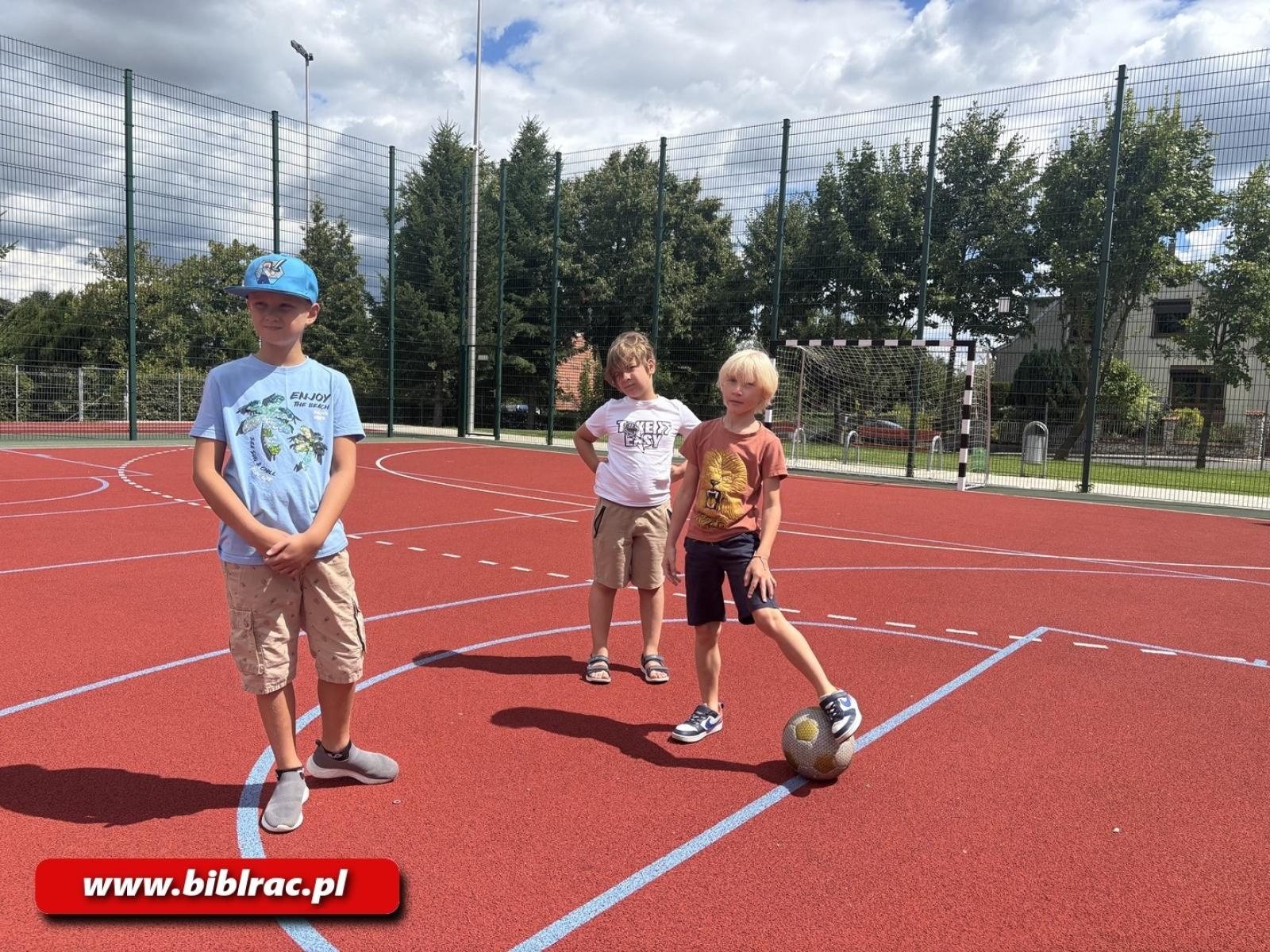 Zdjęcie w galerii na portalu naszraciborz.pl: Z Disneyem dookoła świata – wakacyjne przygody w bibliotecznych filiach wiadomości z regionu