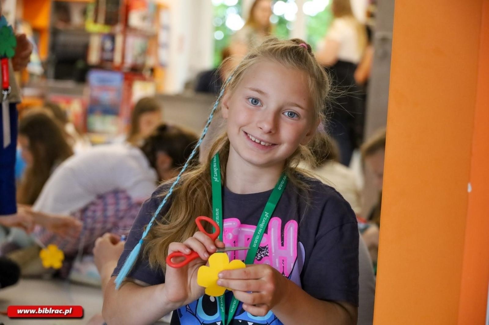 Zdjęcie w galerii na portalu naszraciborz.pl: Z Disneyem dookoła świata. Aloha z biblioteki! wiadomości z regionu