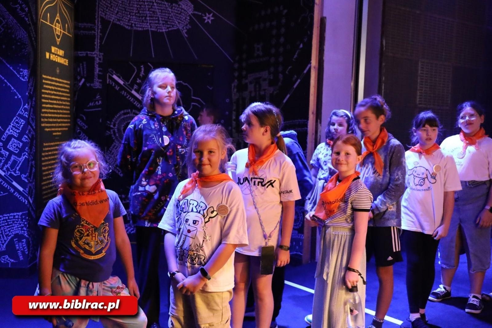 Zdjęcie w galerii na portalu naszraciborz.pl: Magiczna podróż do świata Harry’ego Pottera – relacja z wyjazdu w ramach Lata z Biblioteką wiadomości z regionu