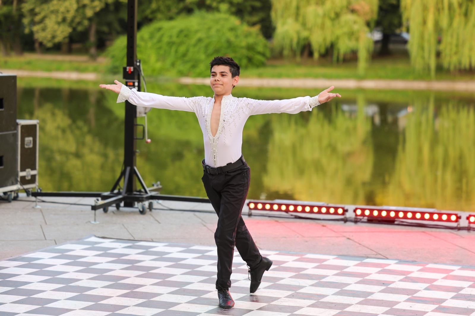 Zdjęcie w galerii na portalu naszraciborz.pl: Potańcówka w Parku Roth na BIS! Raciborskie Centrum Kultury podsumowało polsko-czeski projekt INTERREG wiadomości z regionu