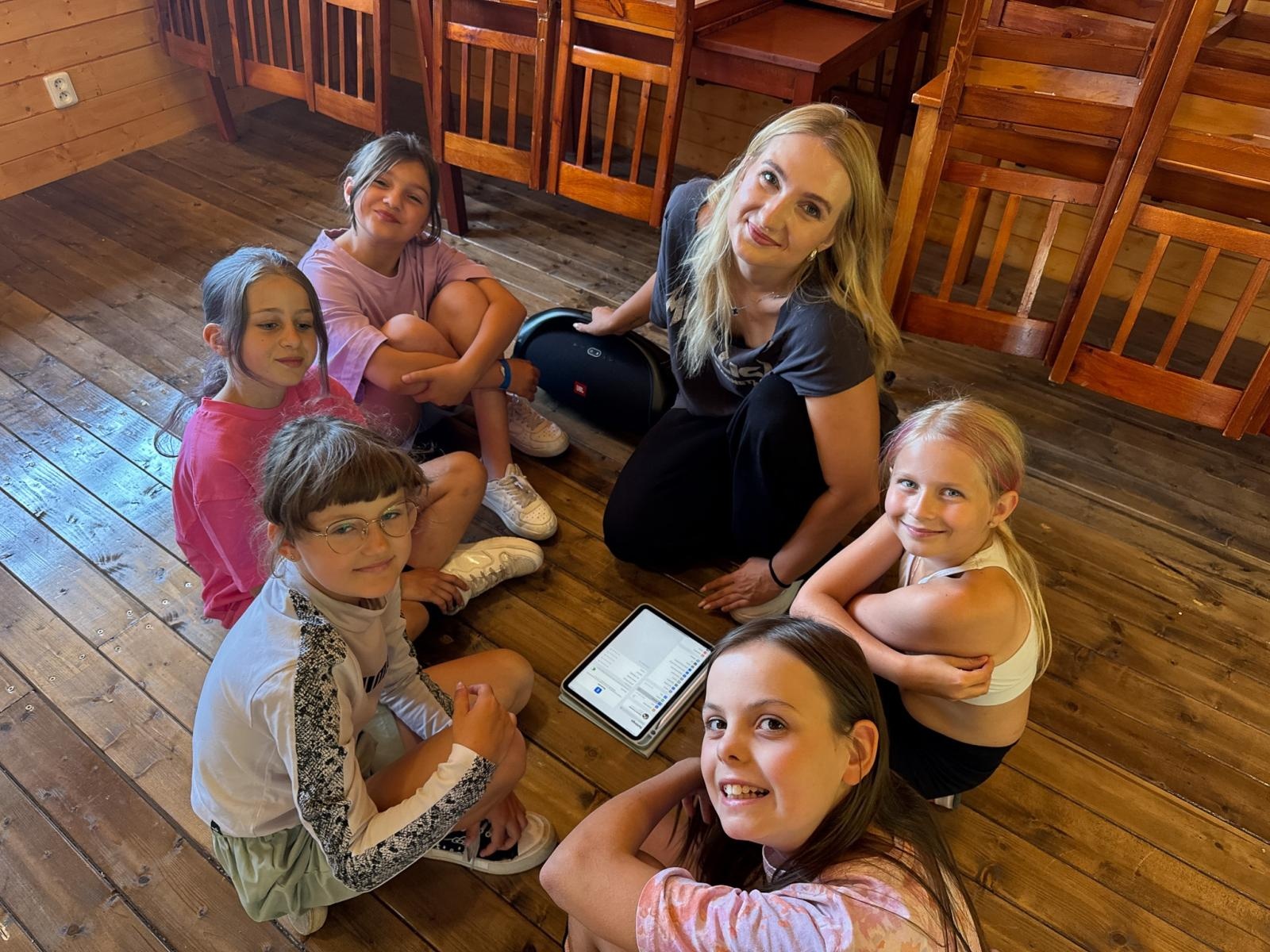 Zdjęcie w galerii na portalu naszraciborz.pl: Potańcówka w Parku Roth na BIS! Raciborskie Centrum Kultury podsumowało polsko-czeski projekt INTERREG wiadomości z regionu