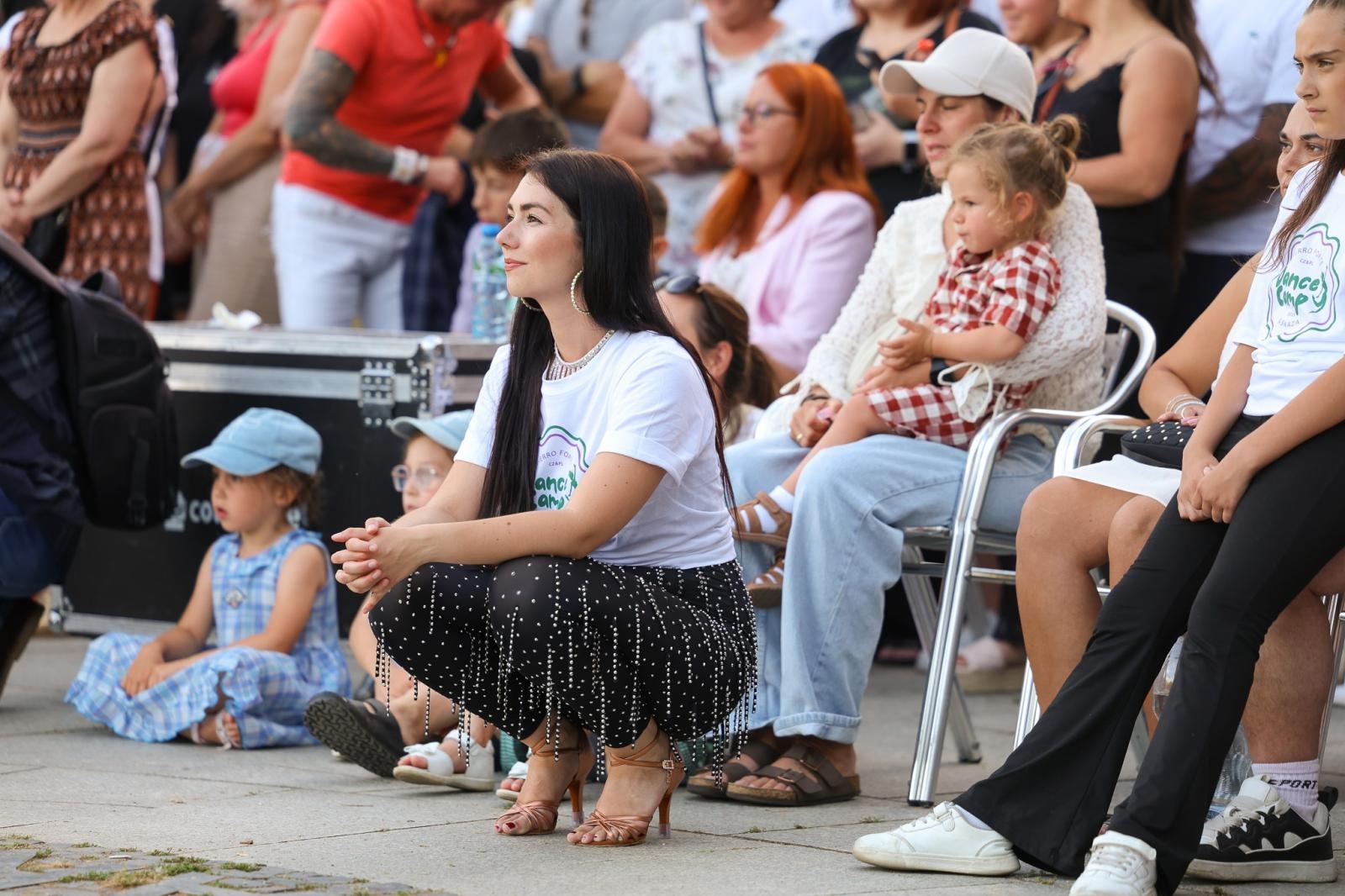 Zdjęcie w galerii na portalu naszraciborz.pl: Potańcówka w Parku Roth na BIS! Raciborskie Centrum Kultury podsumowało polsko-czeski projekt INTERREG wiadomości z regionu