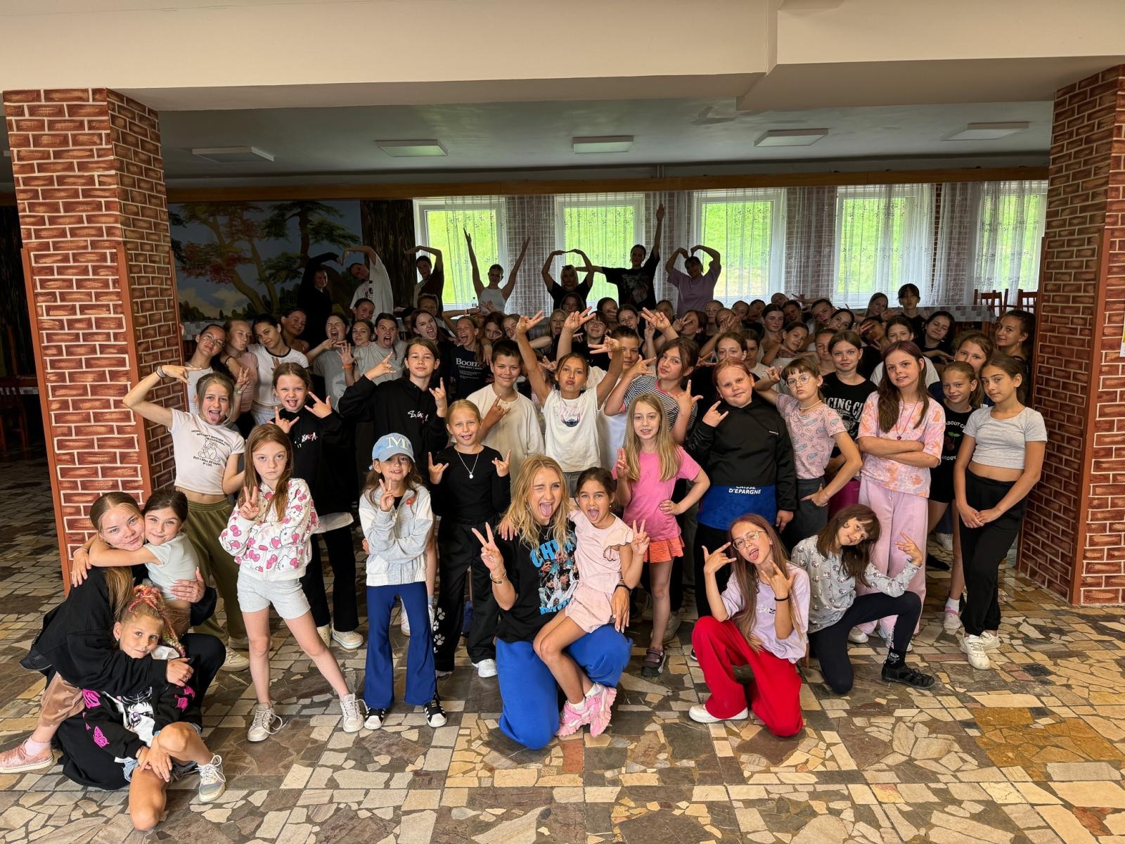 Zdjęcie w galerii na portalu naszraciborz.pl: Potańcówka w Parku Roth na BIS! Raciborskie Centrum Kultury podsumowało polsko-czeski projekt INTERREG wiadomości z regionu