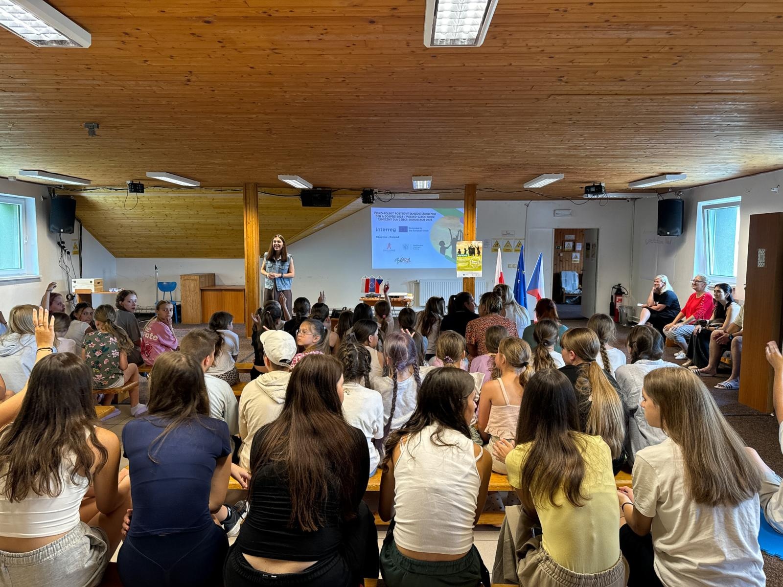 Zdjęcie w galerii na portalu naszraciborz.pl: Potańcówka w Parku Roth na BIS! Raciborskie Centrum Kultury podsumowało polsko-czeski projekt INTERREG wiadomości z regionu