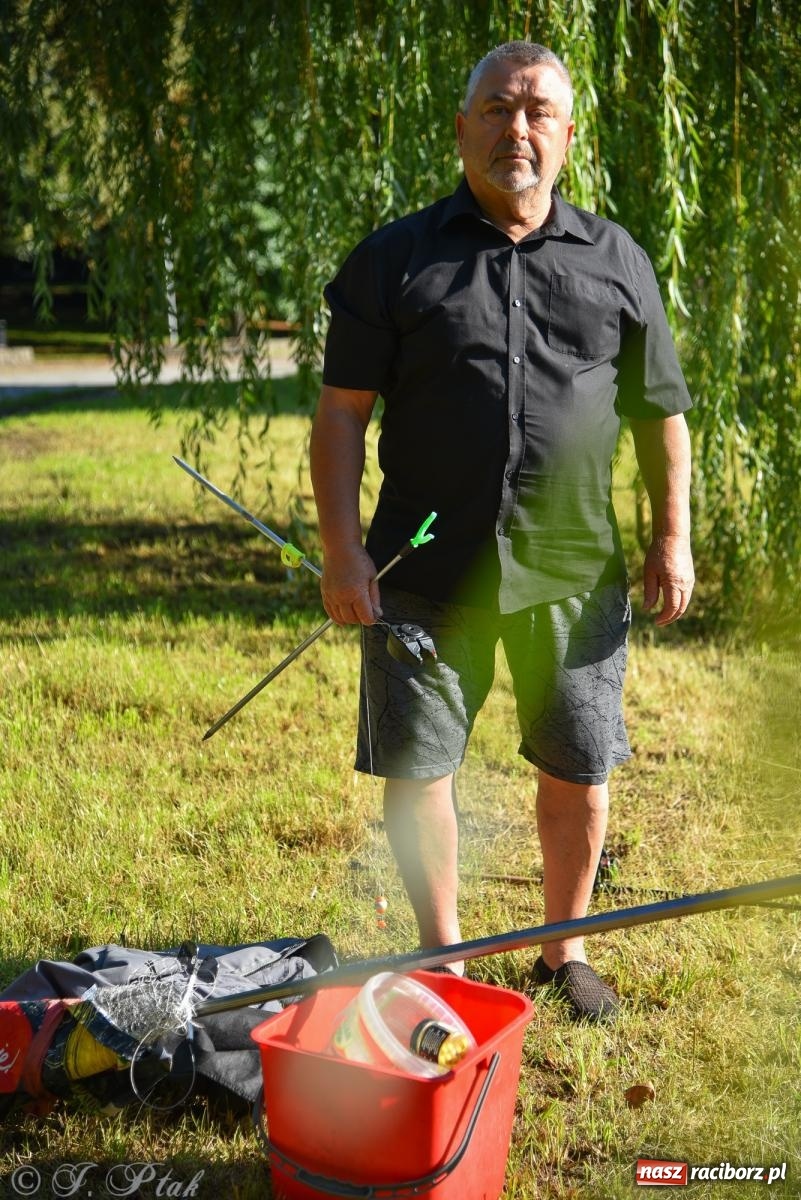Zdjęcie w galerii na portalu naszraciborz.pl: Aż trudno uwierzyć, gdzie w Raciborzu złowiono tego szczupaka! wiadomości z regionu