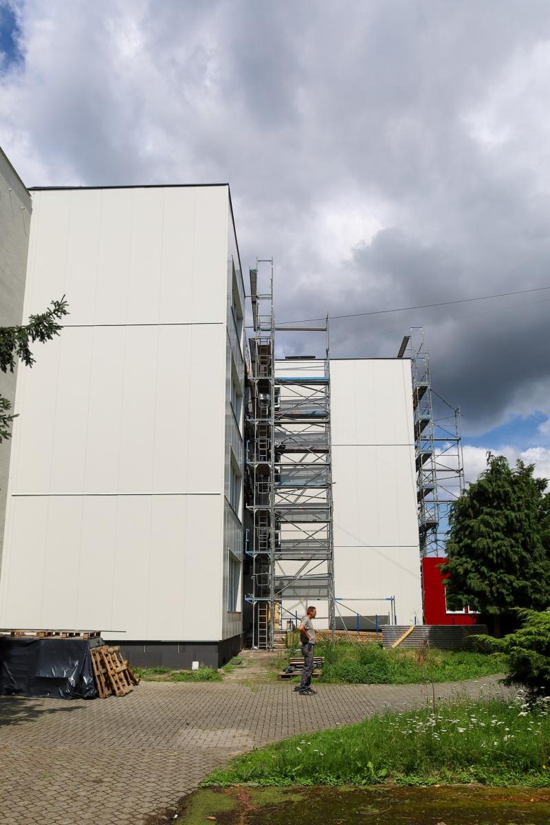 Zdjęcie w galerii na portalu naszraciborz.pl: Złota Jesień z nowym blaskiem. Trwa długo wyczekiwana modernizacja raciborskiego DPS-u wiadomości z regionu