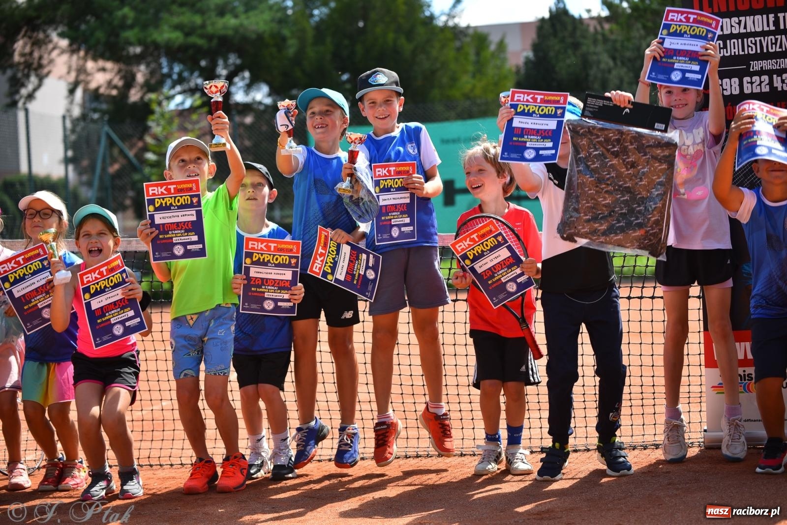 Zdjęcie w galerii na portalu naszraciborz.pl: Młodzi tenisiści walczyli o puchar lata. Finał Summer Kids Cup 2025 w Raciborzu wiadomości z regionu