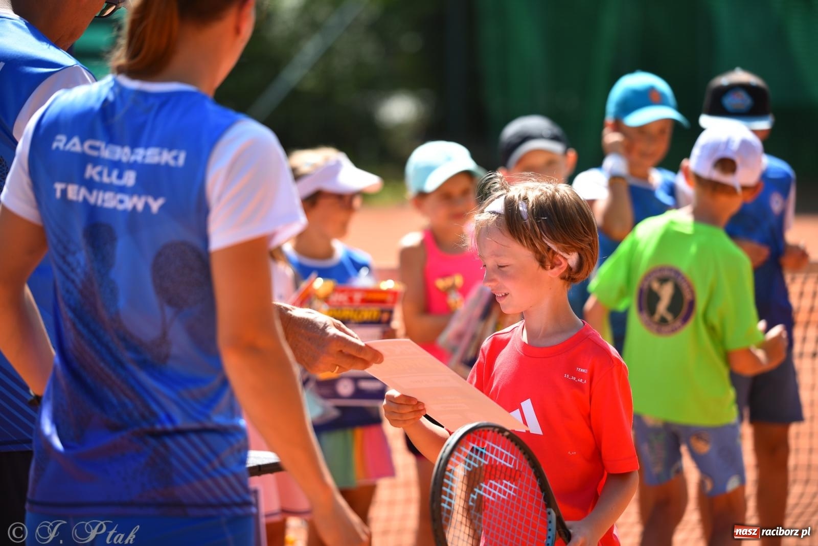 Zdjęcie w galerii na portalu naszraciborz.pl: Młodzi tenisiści walczyli o puchar lata. Finał Summer Kids Cup 2025 w Raciborzu wiadomości z regionu