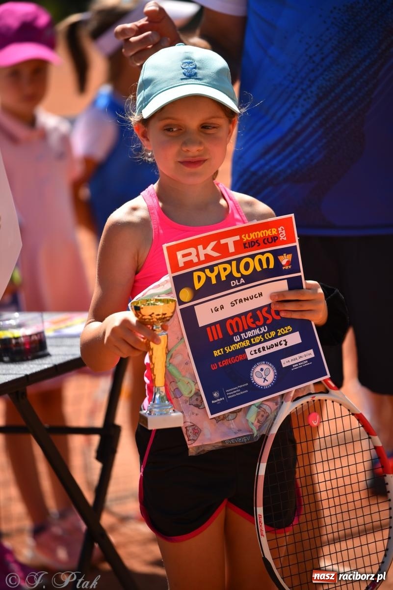 Zdjęcie w galerii na portalu naszraciborz.pl: Młodzi tenisiści walczyli o puchar lata. Finał Summer Kids Cup 2025 w Raciborzu wiadomości z regionu